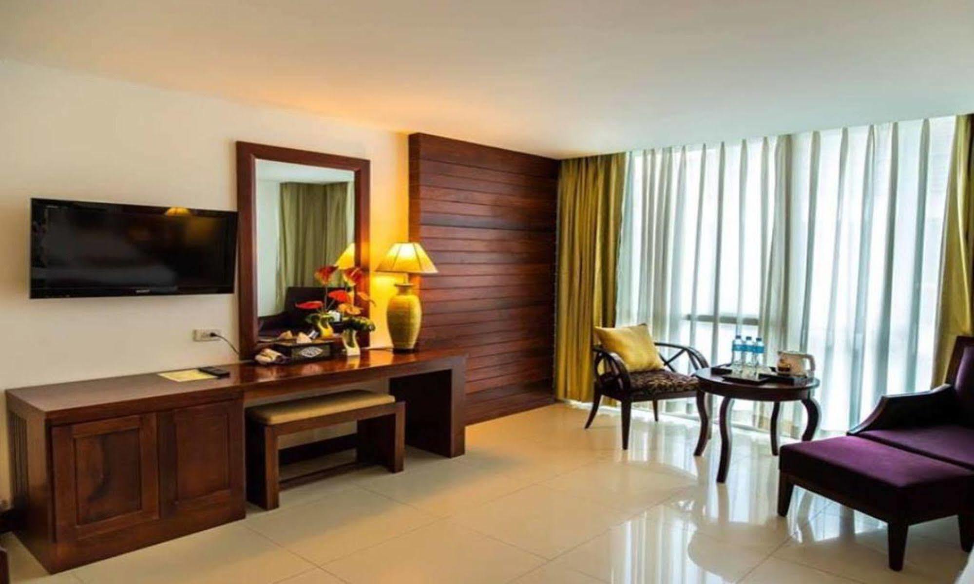 Sabaidee@Lao Hotel Vientiane Exterior photo